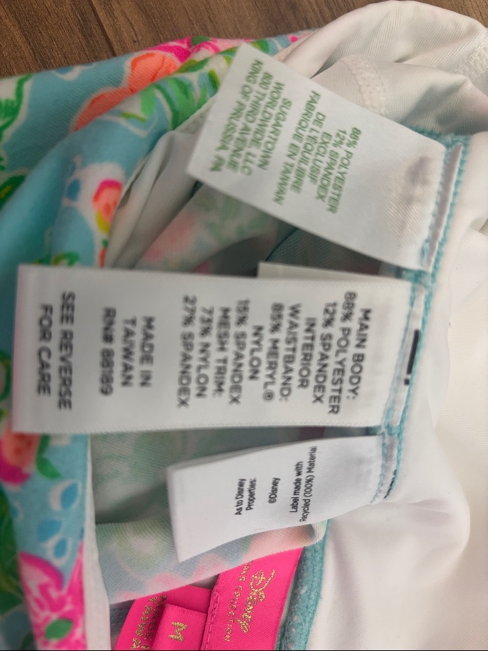 Lilly Pulitzer disney leggings size medium - Picture 3 of 6